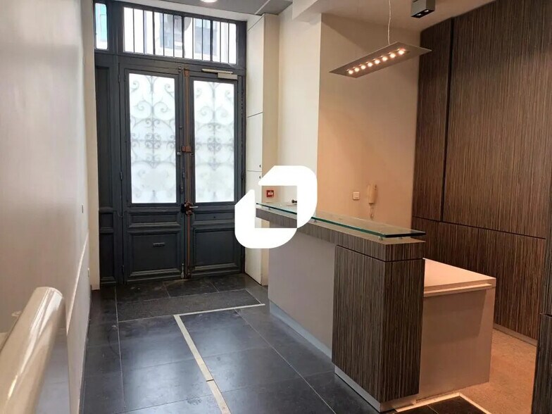 Bureau dans Lille à louer - Photo de l’immeuble – Image 2 sur 13