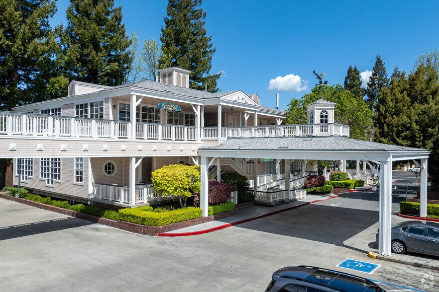 3201 Danville Blvd, Alamo, CA à louer - Photo de l’immeuble – Image 2 sur 6