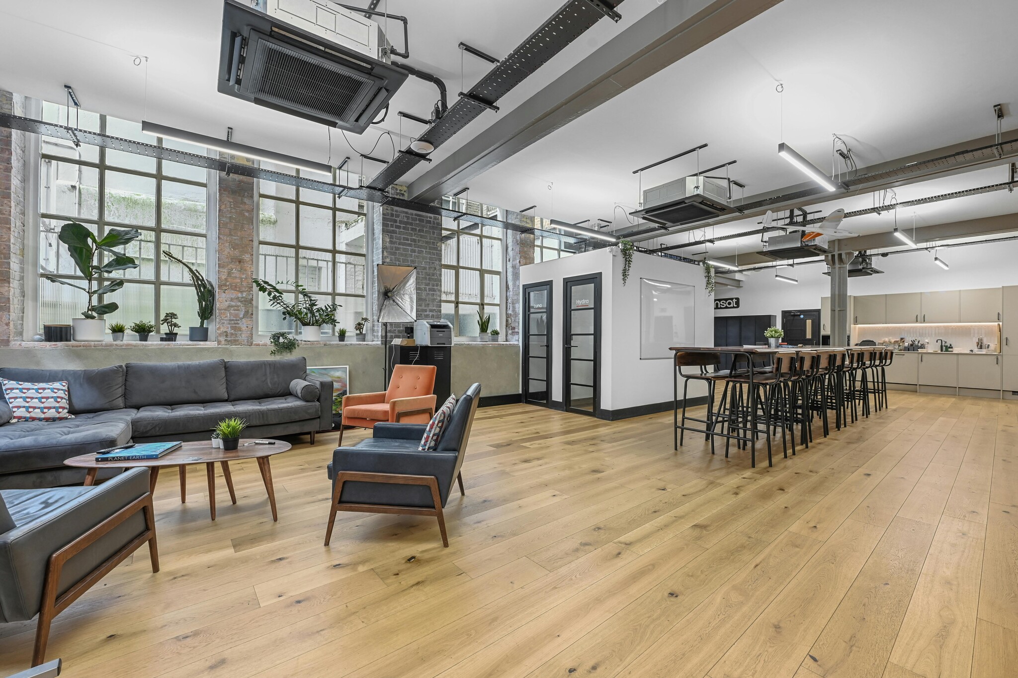 13-17 Ironmonger Row, Londres à louer Photo intérieure– Image 1 sur 7