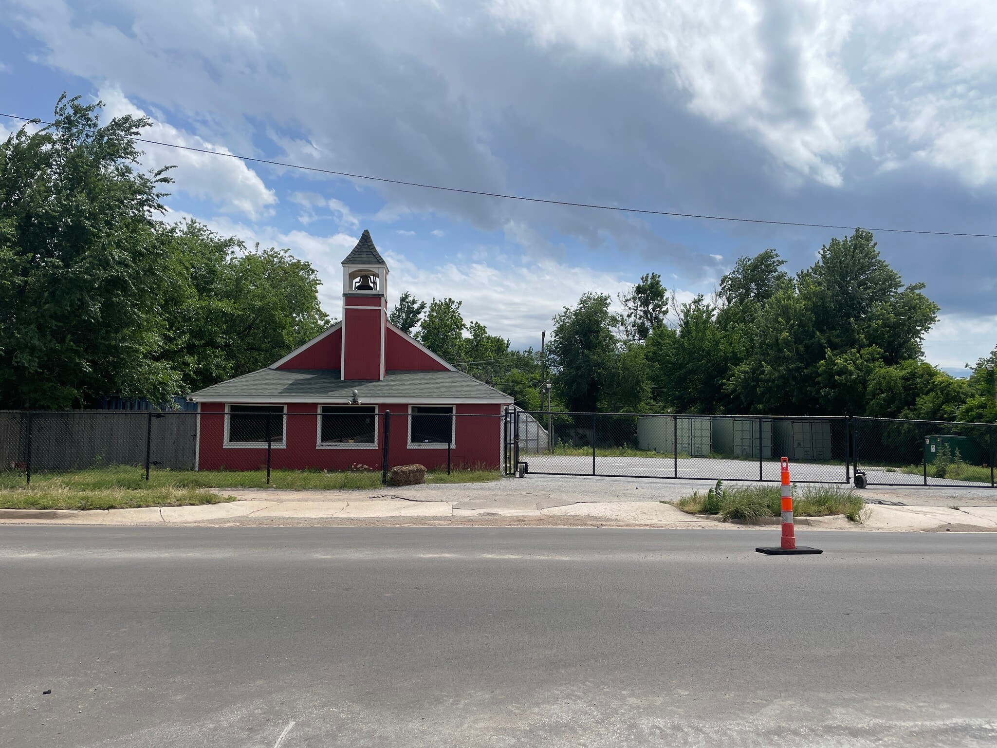 708 W Britton Rd, Oklahoma City, OK à vendre Photo de l’immeuble– Image 1 sur 18