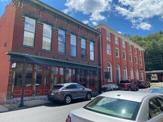Plus de détails pour 119-123 S Augusta St, Staunton, VA - Bureau/Local commercial à louer