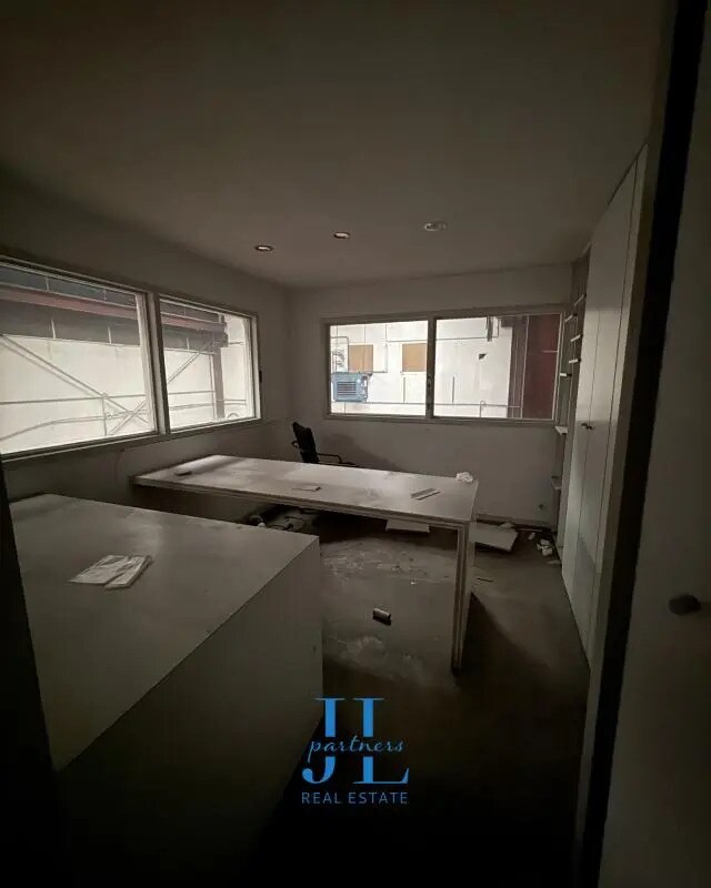 Local d’activités dans Mérignac à louer Photo intérieure– Image 1 sur 11