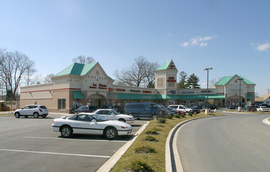 1207 Liberty Rd, Eldersburg, MD à louer - Photo de l’immeuble – Image 3 sur 9