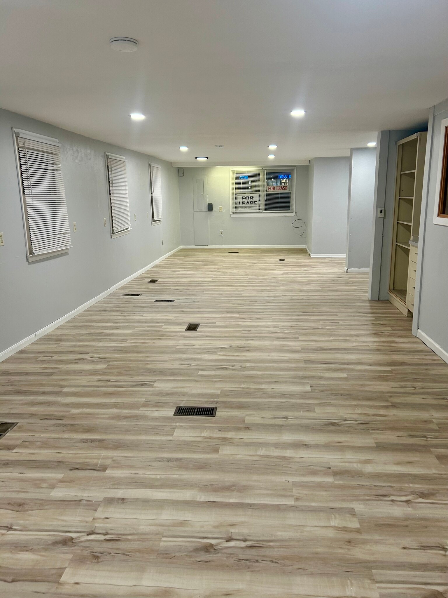 7 Main St, Blackstone, MA à louer Photo intérieure– Image 1 sur 14