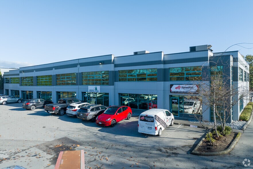 51B-61a Fawcett Rd, Coquitlam, BC à louer - Photo de l’immeuble – Image 2 sur 5