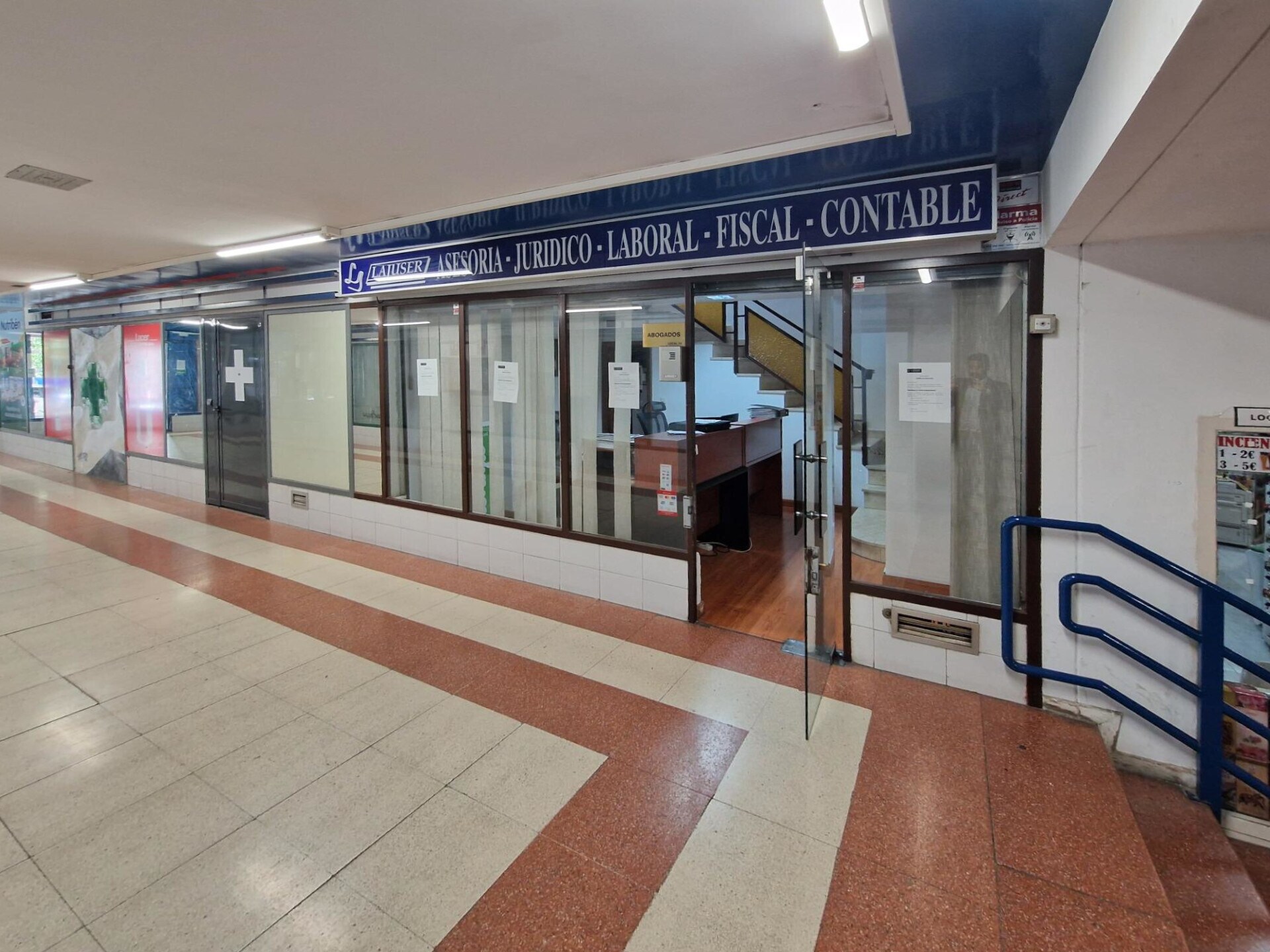 Local commercial dans Leganés, Madrid à louer Photo intérieure– Image 1 sur 12