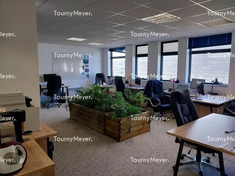 Bureau dans Brest à louer - Photo de l’immeuble – Image 1 sur 8