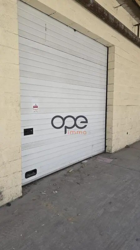 Industriel/Logistique dans Neuilly-en-Thelle à vendre Photo de l’immeuble– Image 1 sur 5