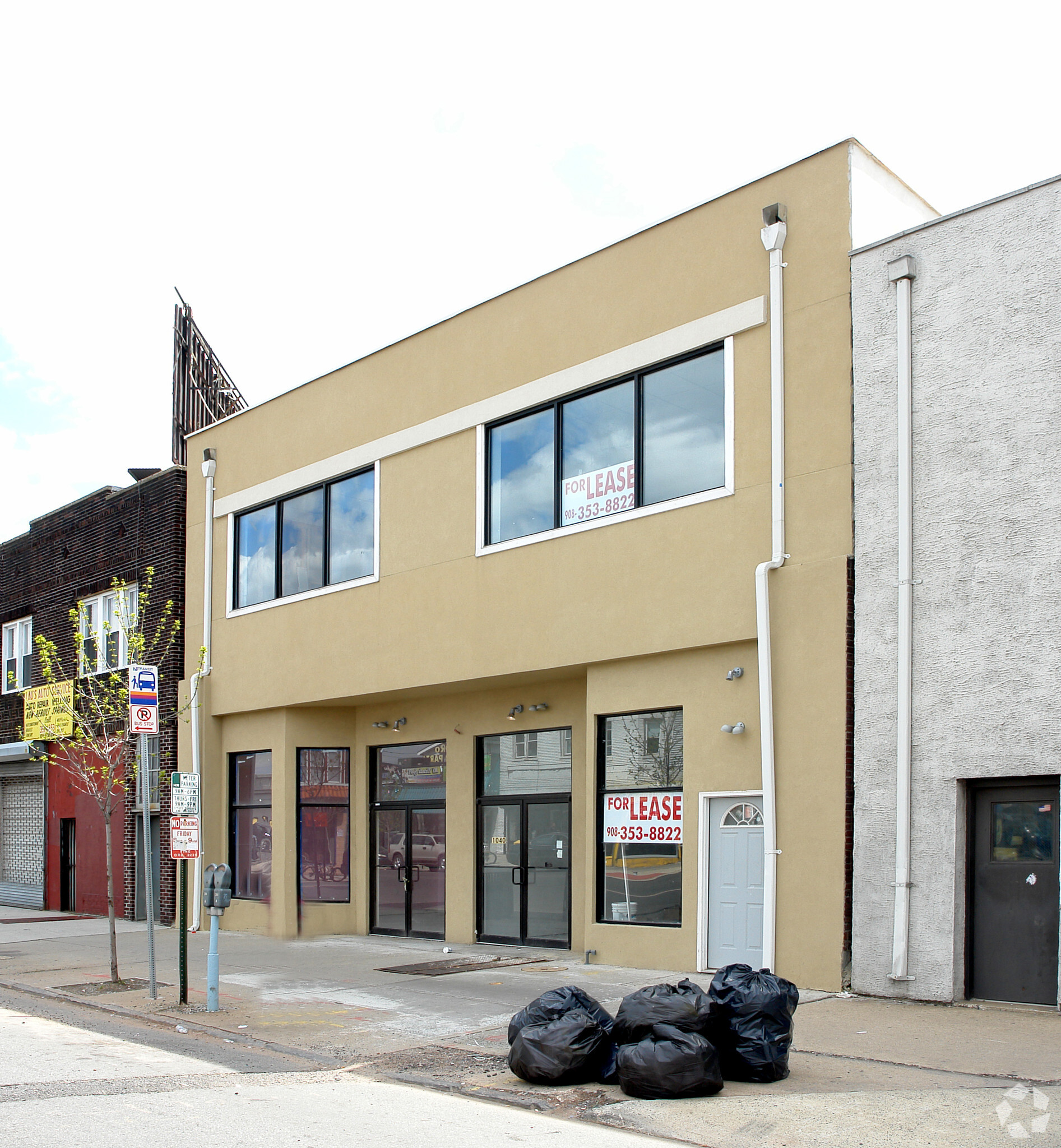 1040-1042 Elizabeth Ave, Elizabeth, NJ à louer Photo principale– Image 1 sur 5