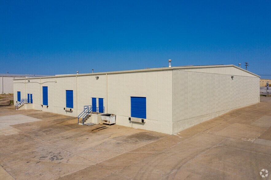 7202-7378 E 38th St, Tulsa, OK à louer - Photo de l’immeuble – Image 2 sur 5