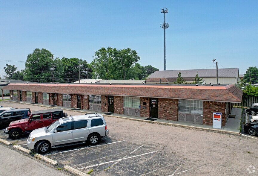 2737 E 56th St, Indianapolis, IN à vendre - Photo de l’immeuble – Image 3 sur 3