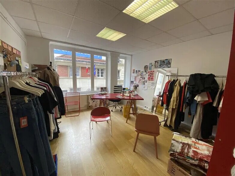 Bureau dans Paris à louer - Photo de l’immeuble – Image 3 sur 7