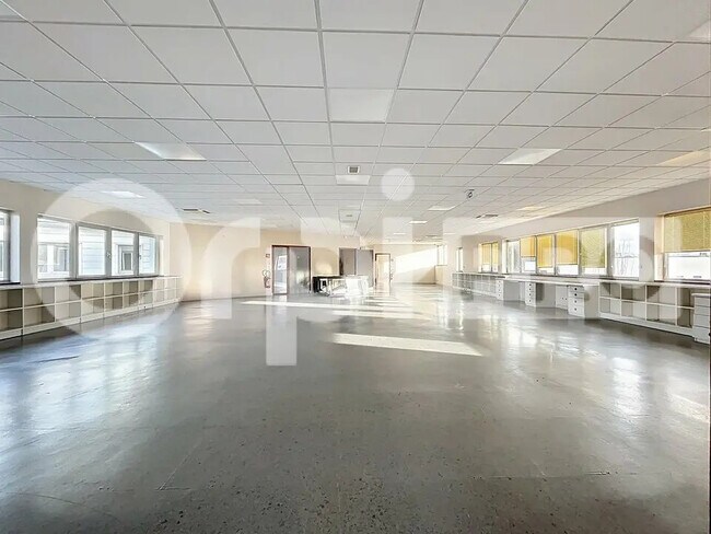 Plus de détails pour Bureau à louer