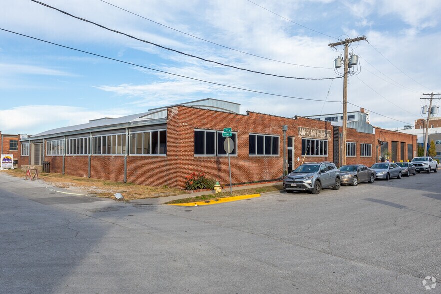 1302 Jasper St, North Kansas City, MO à louer - Photo de l’immeuble – Image 2 sur 21