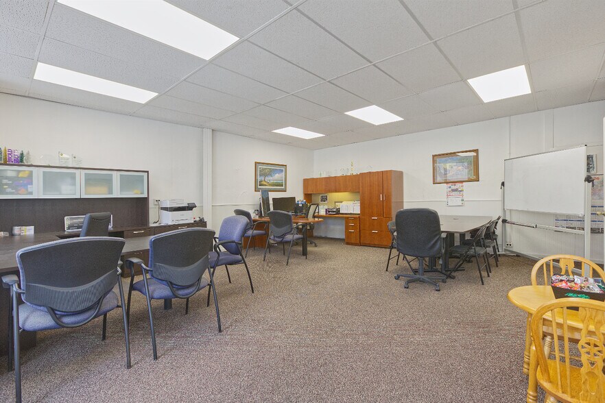 111-121 Main Ave W, Winsted, MN à vendre - Photo de l’immeuble – Image 2 sur 67