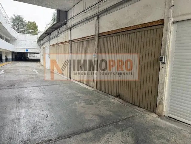 Industriel/Logistique dans Villeneuve-Loubet à vendre Photo de l’immeuble– Image 1 sur 5