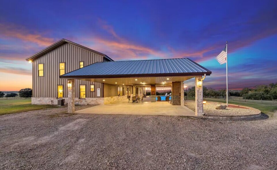 435 County Road 470, Chilton, TX à vendre - Photo de l’immeuble – Image 3 sur 33