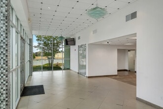 18350 George Blvd, Victorville, CA à louer Photo intérieure– Image 1 sur 44