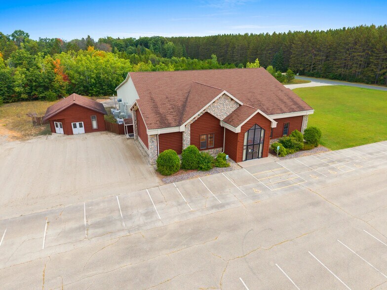 W10508 Kottke Rd, Crivitz, WI à vendre - Photo de l’immeuble – Image 2 sur 14