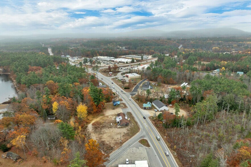 954 NH-16, Ossipee, NH à vendre - Photo principale – Image 1 sur 14