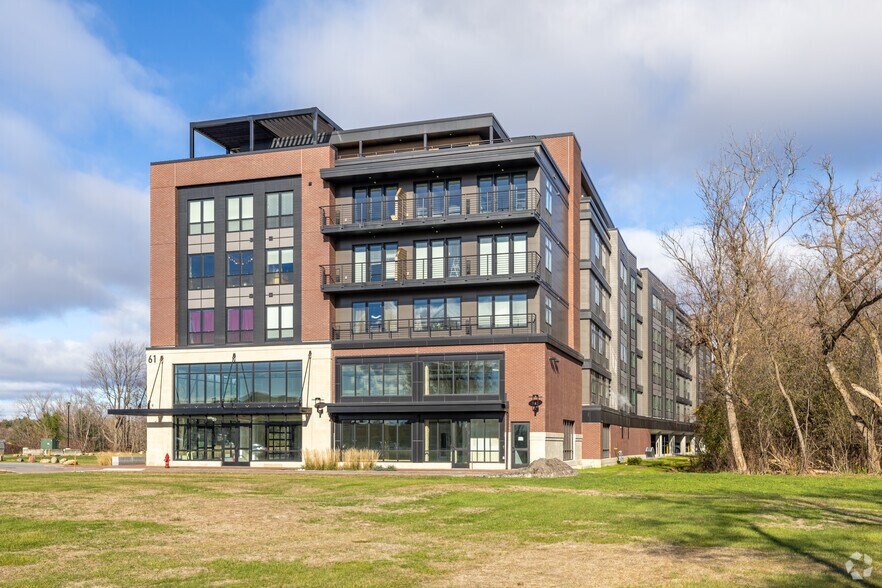 61 N Dorset St, South Burlington, VT à louer - Photo de l’immeuble – Image 3 sur 30