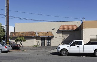 Plus de détails pour 2511 S Broadway, Santa Ana, CA - Industriel/Logistique à louer