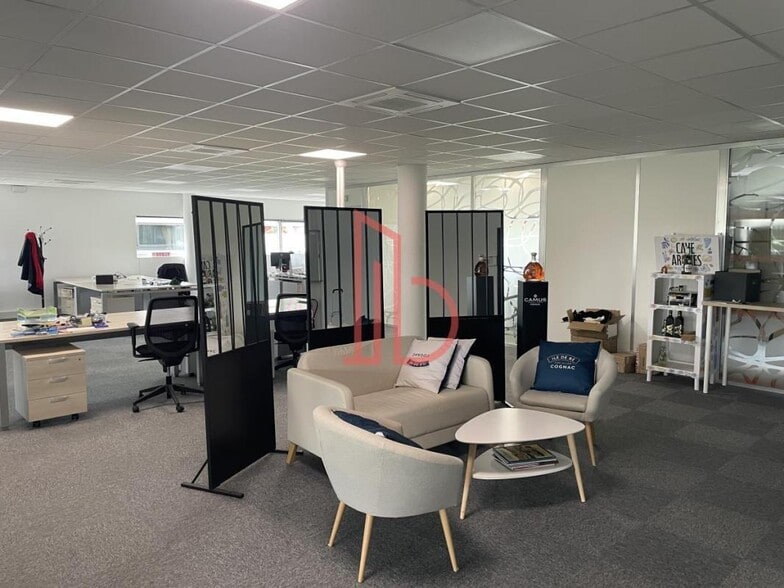 Bureau dans Bruges à louer - Photo intérieure – Image 2 sur 5