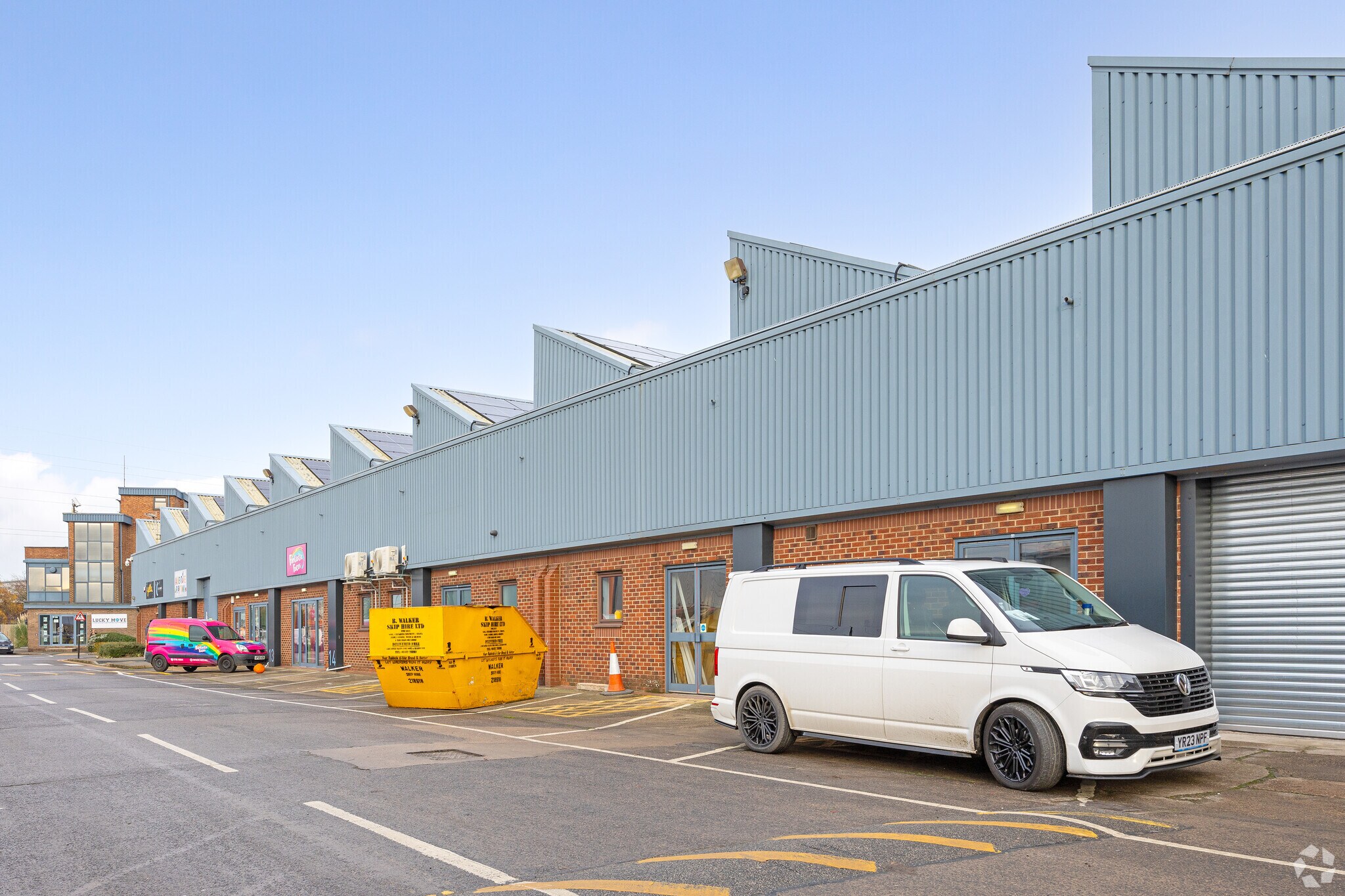 200 Clough Rd, Hull à louer Photo principale– Image 1 sur 5
