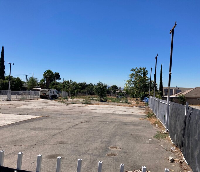 5053 Mission Blvd, Montclair, CA à louer - Photo de l’immeuble – Image 3 sur 4