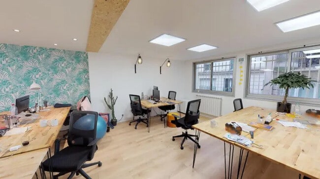 Plus de détails pour 13 Rue Des Petites Ecuries, Paris - Coworking à louer
