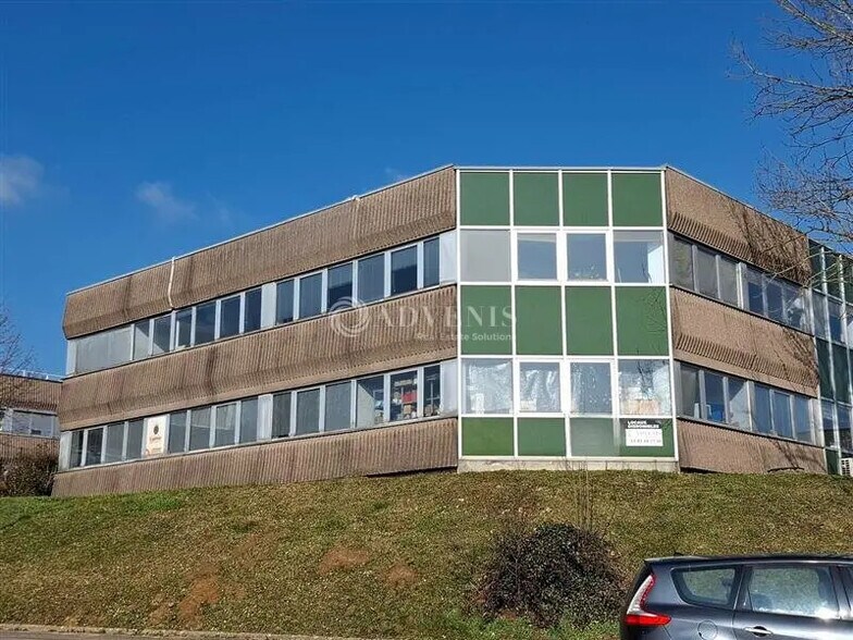 Bureau dans Vandoeuvre-les-Nancy à louer - Photo de l’immeuble – Image 1 sur 12