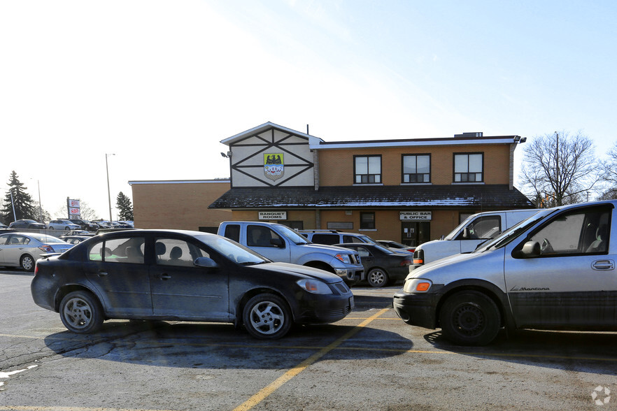 1668 King St E, Kitchener, ON à louer - Photo de l’immeuble – Image 2 sur 2