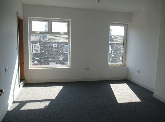 228 High St, Bradford à vendre - Photo intérieure – Image 2 sur 3