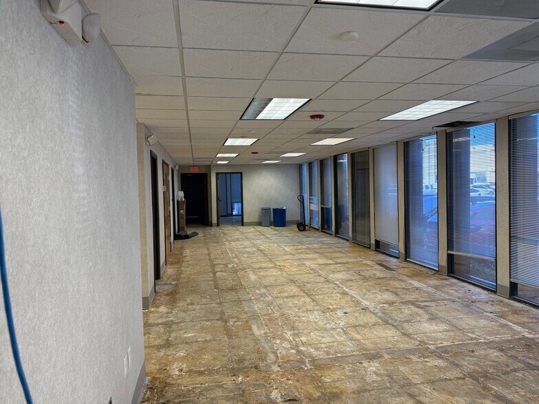 9795 S Dixie Hwy, Miami, FL à louer - Photo de l’immeuble – Image 2 sur 6