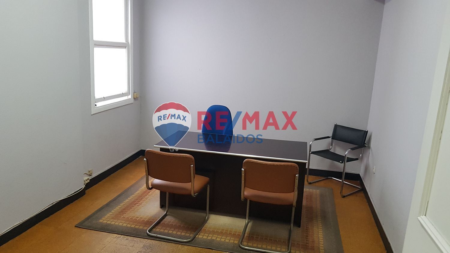 Bureau dans Vigo, Pontevedra à louer Photo intérieure– Image 1 sur 12
