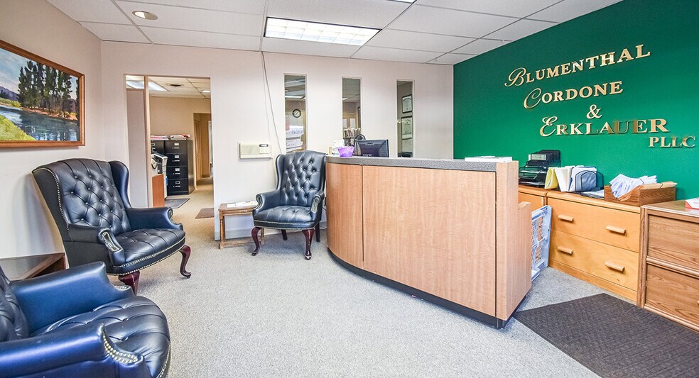 7325 Georgia Ave NW, Washington, DC à vendre - Photo intérieure – Image 3 sur 7