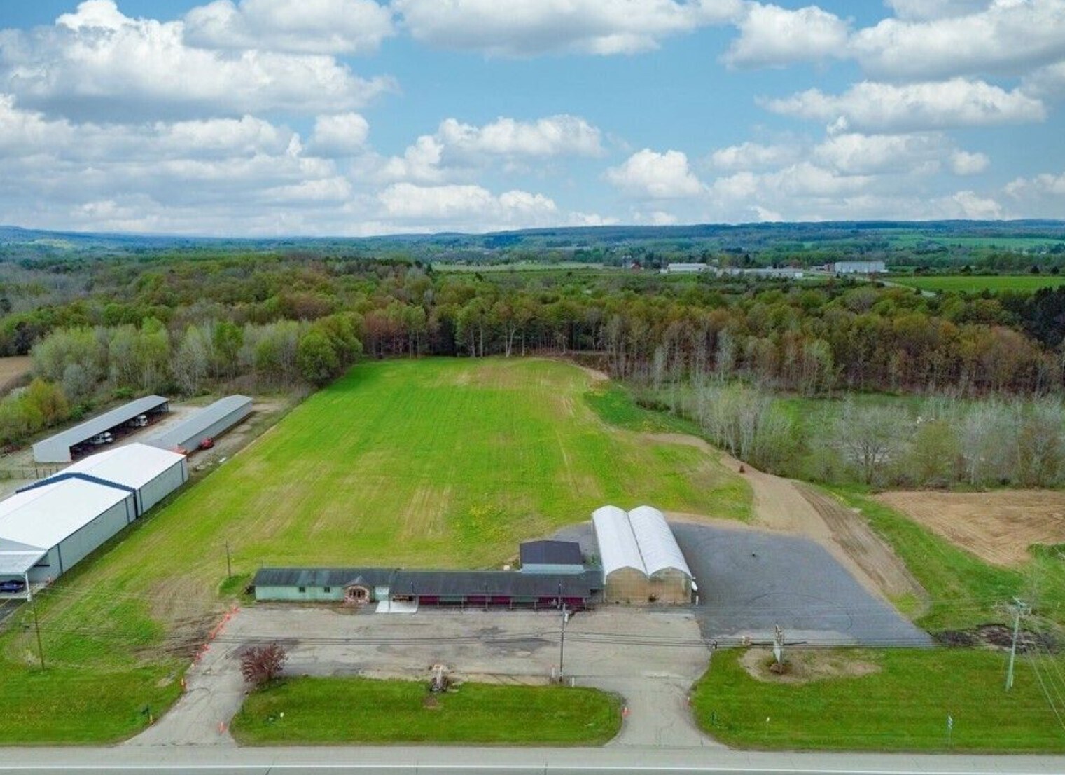 12500 Olean Rd, Chaffee, NY à vendre Photo de l’immeuble– Image 1 sur 15