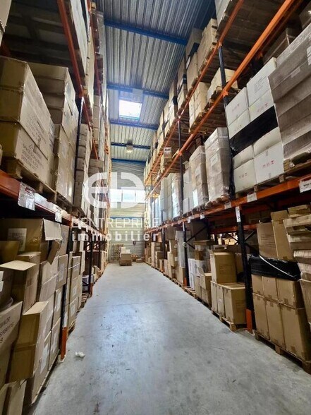 Industriel/Logistique dans Contes à louer - Photo de l’immeuble – Image 2 sur 7
