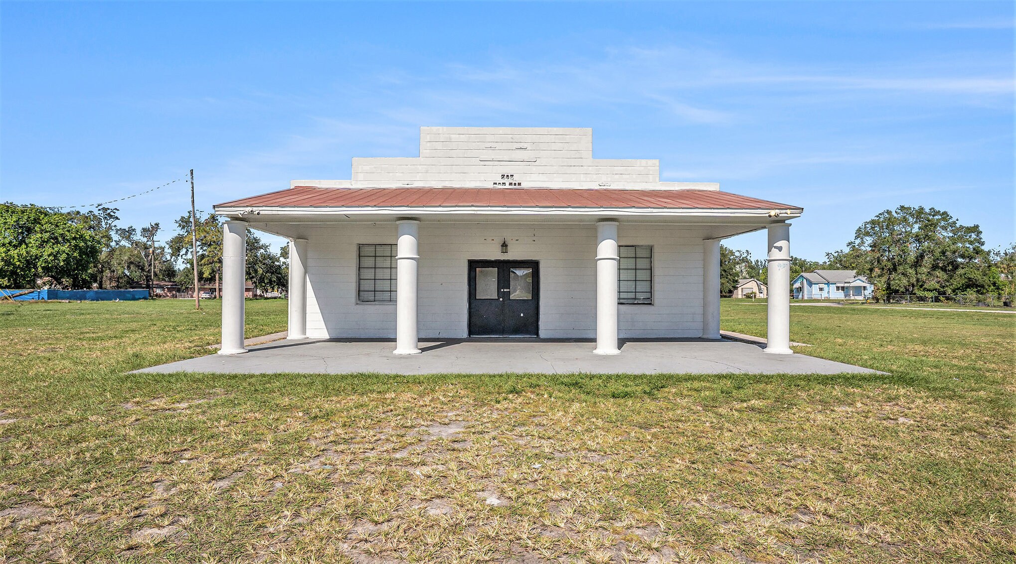 5118 E 17th Ave, Tampa, FL à vendre Photo de l’immeuble– Image 1 sur 27