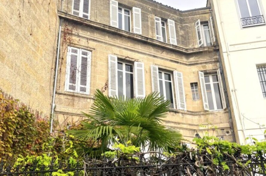 Bureau dans Bordeaux à louer - Photo de l’immeuble – Image 2 sur 13
