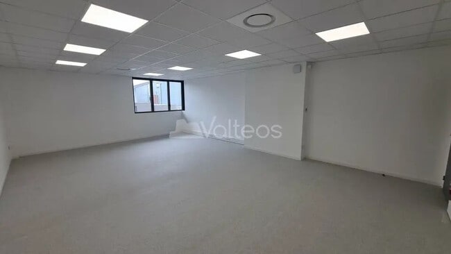 Plus de détails pour 23 Impasse De La Cadène, Toulouse - Bureau, Local d'activités à louer