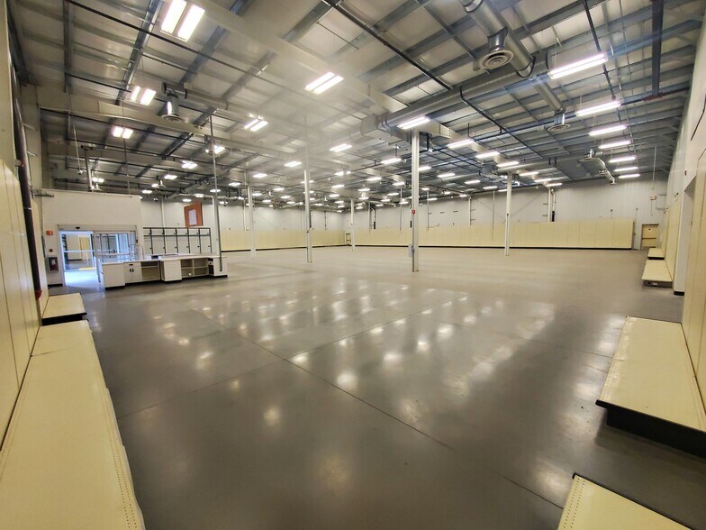 1500 12 SE ave, High River, AB à louer - Photo principale – Image 2 sur 5