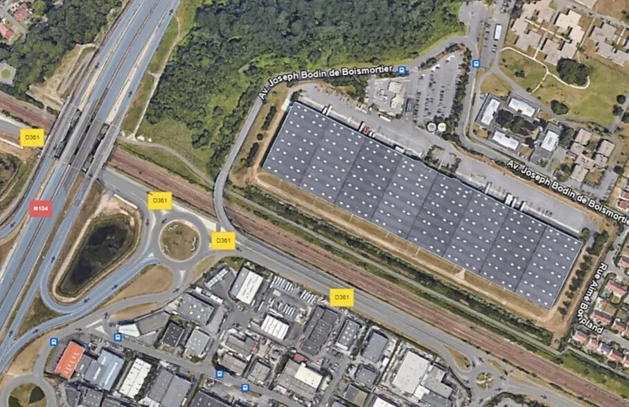 Industriel/Logistique dans Roissy-en-Brie à louer - Photo de l’immeuble – Image 3 sur 4