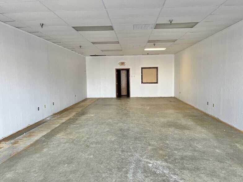 3600 Commerce Dr, Warsaw, IN à louer - Photo intérieure – Image 3 sur 4