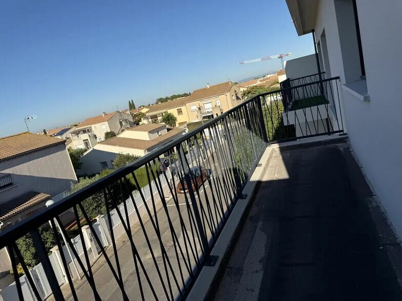 Bureau dans Agde à vendre - Photo de l’immeuble – Image 1 sur 4