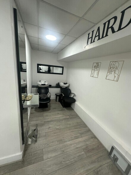 45 Surbiton Rd, Kingston Upon Thames à louer - Photo de l’immeuble – Image 2 sur 3