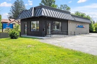 Plus de détails pour 50 W Center St, Lee, MA - Local commercial à vendre