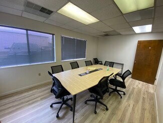 Plus de détails pour 1117 Lone Palm Ave, Modesto, CA - Bureau à louer