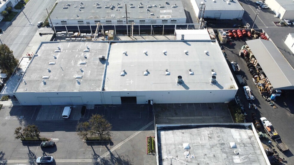 18071 Mount Washington St, Fountain Valley, CA à louer - Photo de l’immeuble – Image 2 sur 13