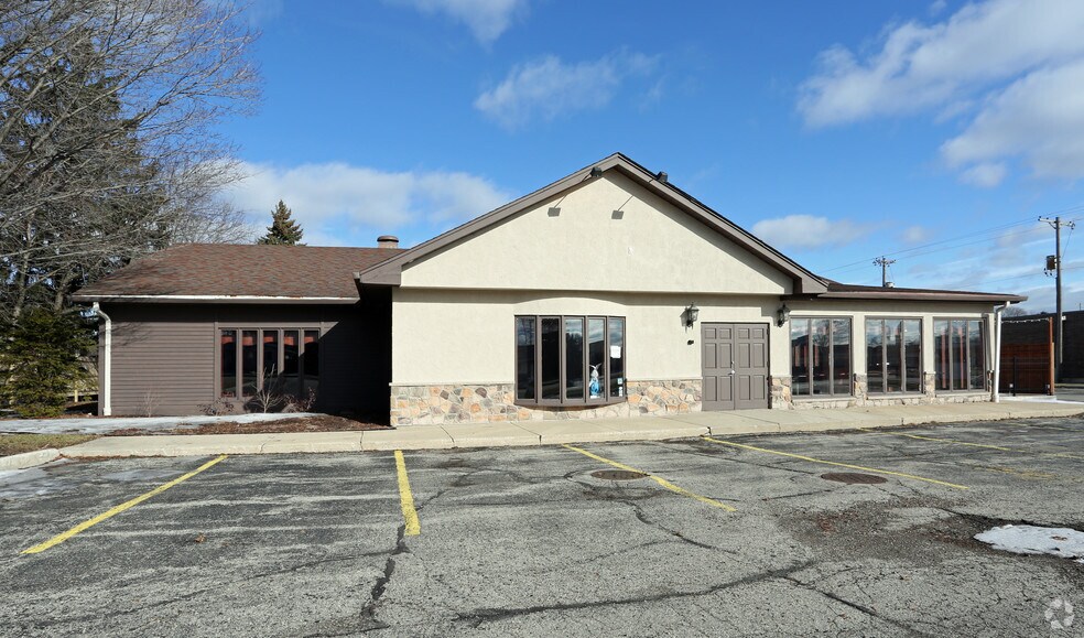 6300 Washington Ave, Racine, WI à vendre - Photo de l’immeuble – Image 2 sur 9